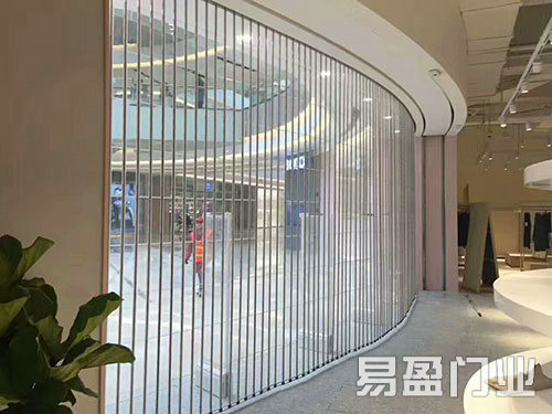 側(cè)向卷簾門 (2)